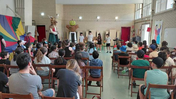 Azkenekoz ospatu dute Euskararen Eguna Errezilgo San Martin Herri Eskolan