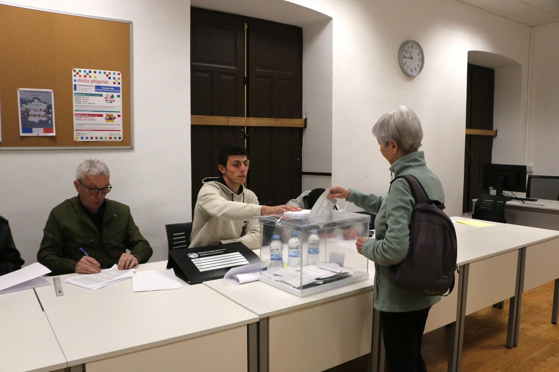 Botoa ematera deitutako azkoitiarren %53,77k eman dute boza 18:00ak artean