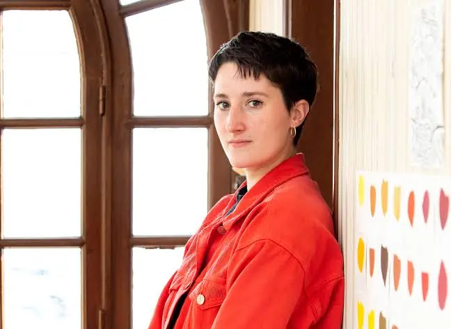 'Etxean' liburua aurkeztuko du Dom Campistronek Zestoan, 'drag' emanaldi baten bidez