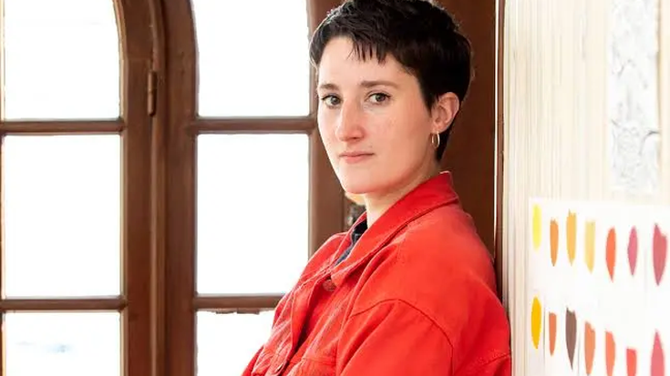 'Etxean' liburua aurkeztuko du Dom Campistronek Zestoan, 'drag' emanaldi baten bidez