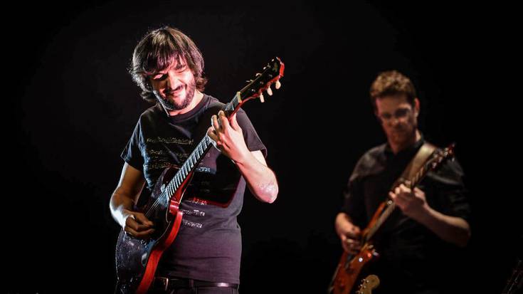 Mike Oldfielden musikarekin jantzi du Tubular Tribute taldeak Soreasu antzokia
