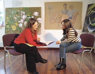 Maider Leturiagak ilustratzaile gisa dituen erronkak izan ditu hizpide abenduko Zarautz Guka aldizkaria
