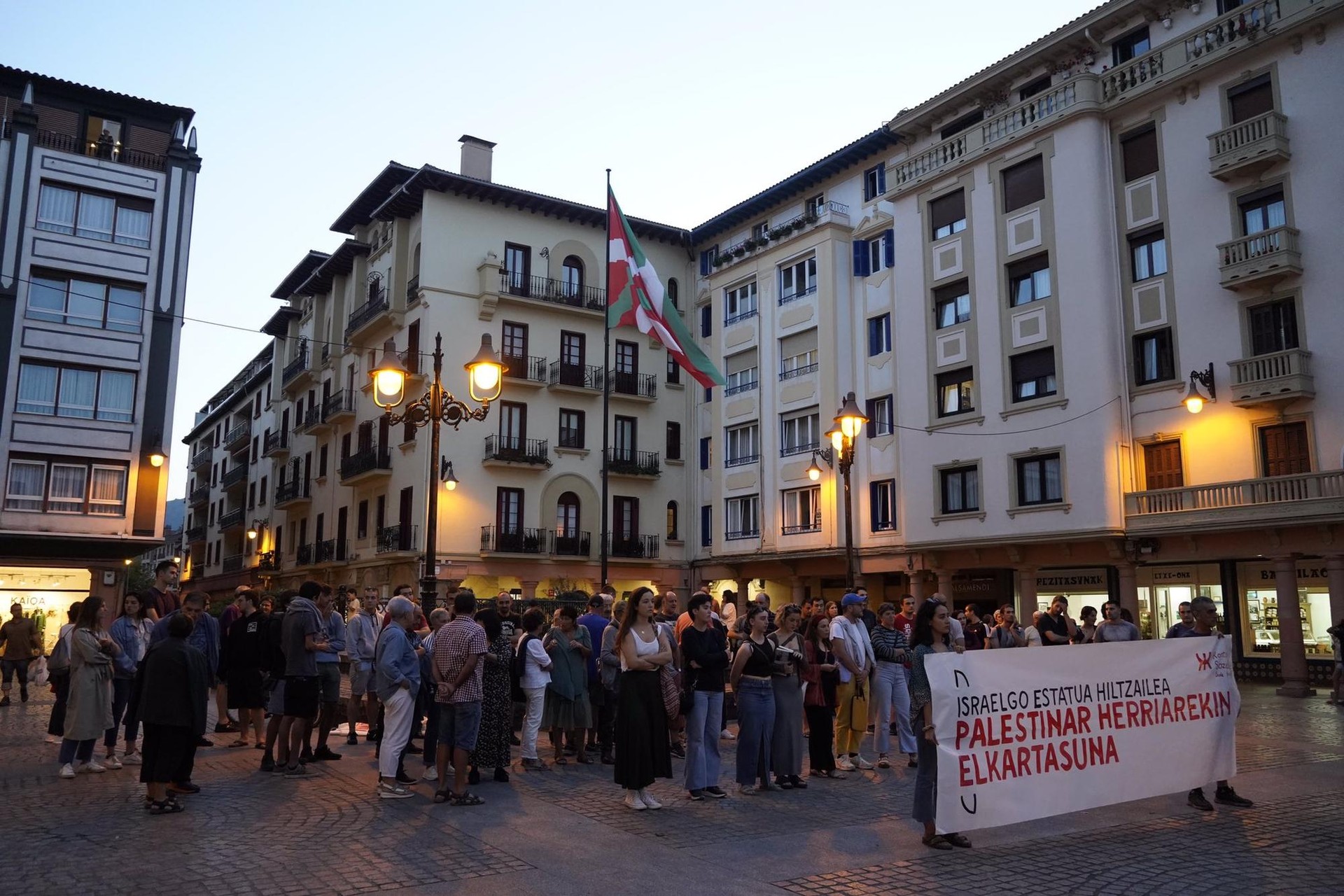Maiatzaren 1ean Bilbon egingo duten manifestaziorako autobusa jarriko du Urola Kostako Kontseilu Sozialistak