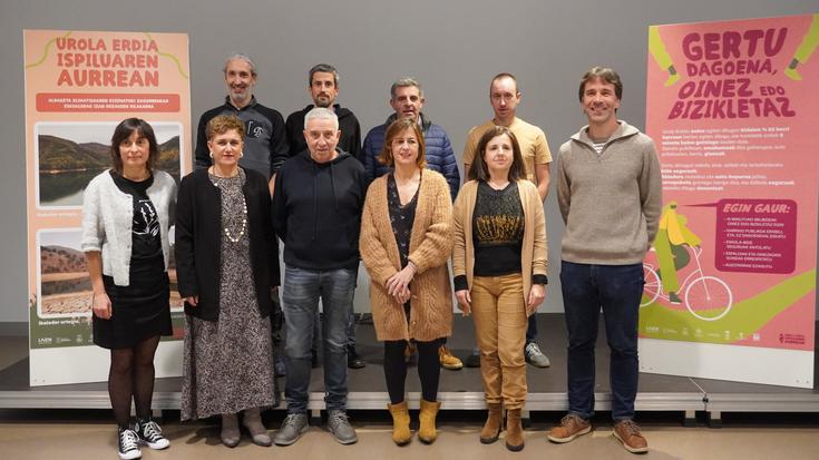 Jasangarritasuna sustatzeko eta klima aldaketaz hausnartzeko kanpaina jarri dute martxan Urola Erdiko udalerriek