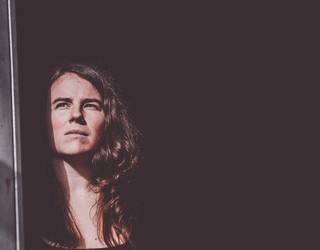 Olatz Salvadorrek 'Zainak eman' bere azken diskoa aurkeztuko du bihar, Modelon