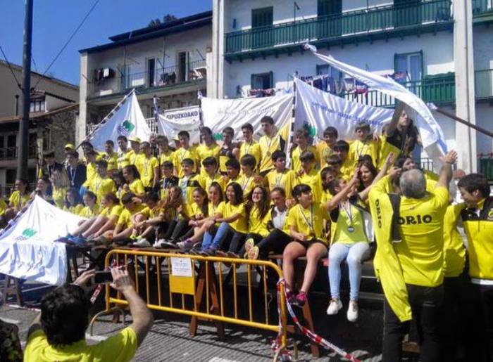 Arrauna atsegin duten haurrak eta gazteak Orioko Arraun Elkartean izena ematera animatu nahi dituzte