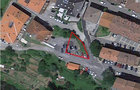 Asteartean hasiko dira Alonderoko aldapan igogailua egiten