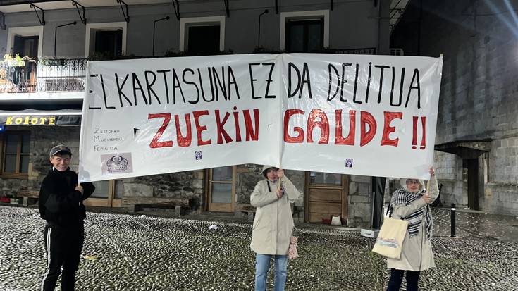 Zestoako 27 eragilek babesa adierazi diete akusatuei eta bat egin dute igandeko mobilizazioarekin
