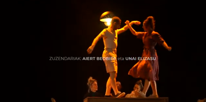 Orion orduz aldatu dute 'Errimak bi oinetan' ikuskizuna