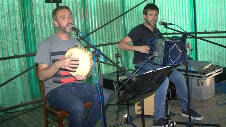 Trikitilari ugariren saioarekin bukatuko dute erromeria denboraldia Aristerrazuko plaza birtualean