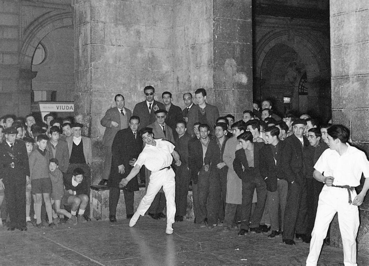 Kontzejupea, 1966ko pilota partida batean