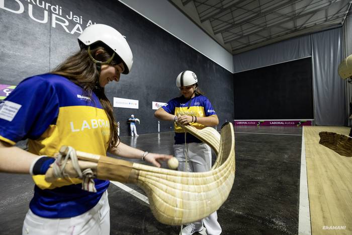 Winter Series txapelketako finalerdietara sailkatu da Frida Watkins