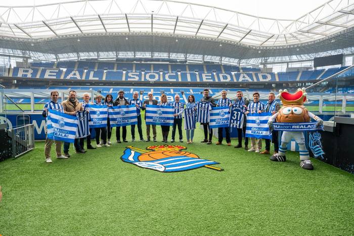 Realaren finala ikusteko zaleen guneak, eskualdean zehar