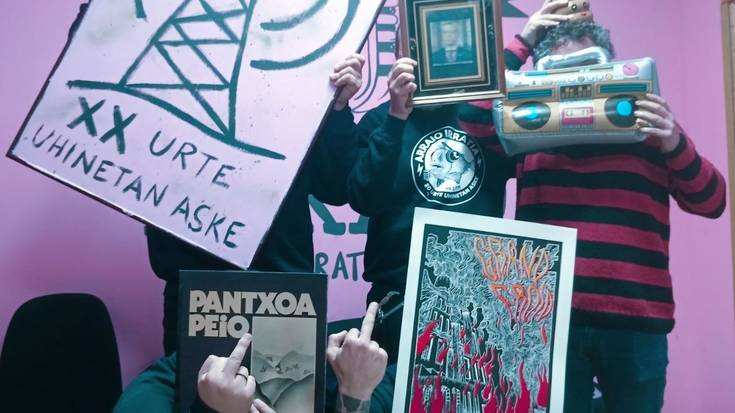 Zarata Zarautzek ere hainbat ekitaldi antolatu ditu irratsaioaren 20. urteurrena ospatzeko