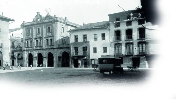 "Ehun urteko bidaia" aurkeztearekin batera, mendeurreneko ekitaldia egingo du La Guipuzcoanak