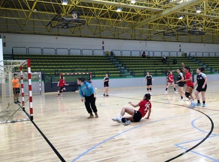 Senior nesken taldea osatzeko deialdia, asteartean, 19:00etan Lubakin
