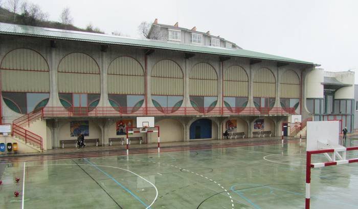 Padel kantxa berria egingo dute Getariako Sahatsaga kiroldegian