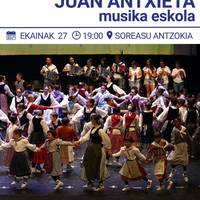 Azpeitia Dantzan: Luix Beltza dantza eskolako eta Juan Antxieta musika eskolako ikasleak