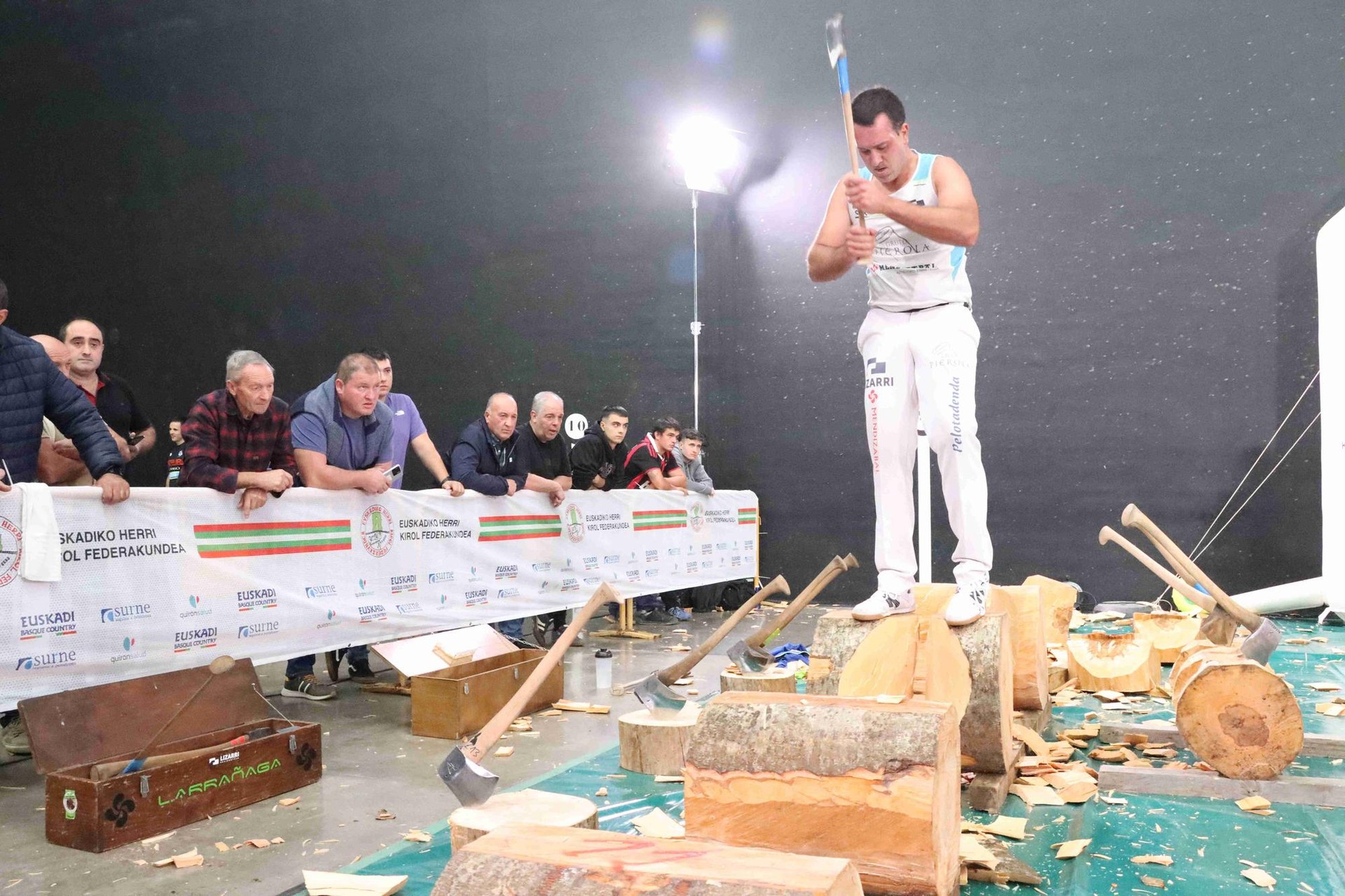 Mikel Larrañaga ez da lehiatuko Euskal Herriko Aizkolari Txapelketa Nagusiaren finalean