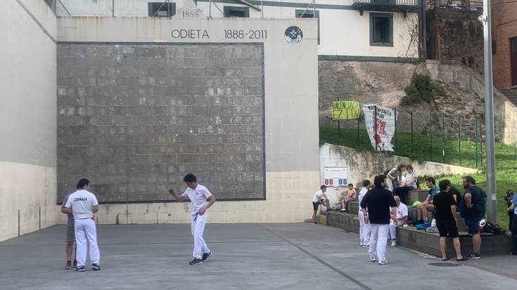 Herri txapelketako ligaxkaren erdia jokatu dute dagoeneko