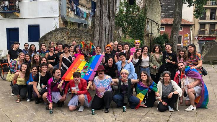 Sanpelaioetako txosna feministaren bilera irekia antolatu du Bazion Ze Muituak