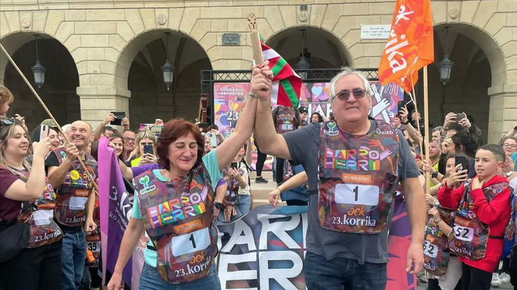 Korrikaren hasierako festara joateko autobusa jarri dute kostaldeko herrietan