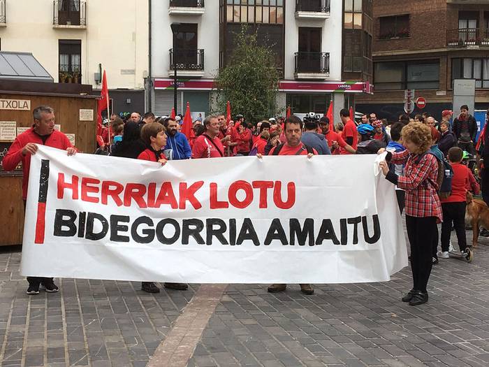 Urolako bidegorria osatzeko konpromiso zehatzik ez dute hartu Batzar Nagusiek