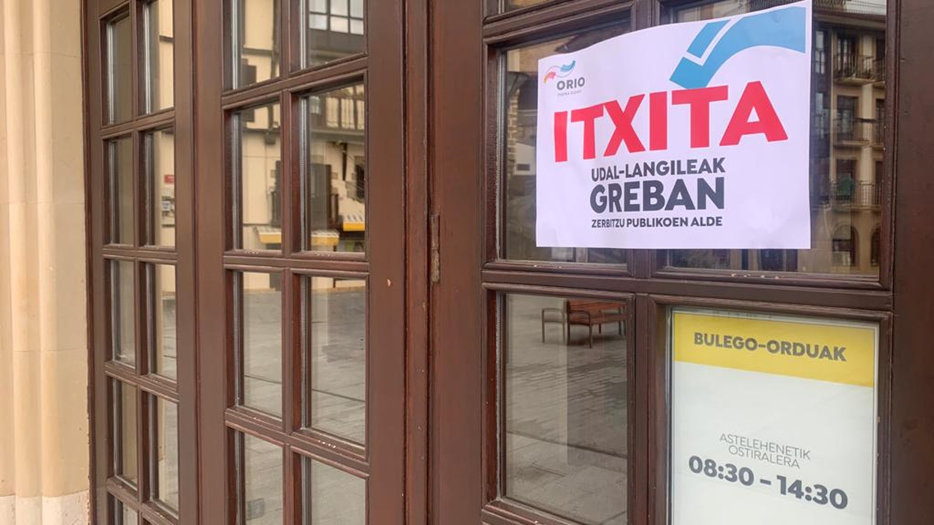 Udal langileek greba egingo dute ostegunean, eta hainbat zerbitzu itxita egongo dira