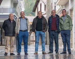 Aginte uztaia, herrietara bueltan