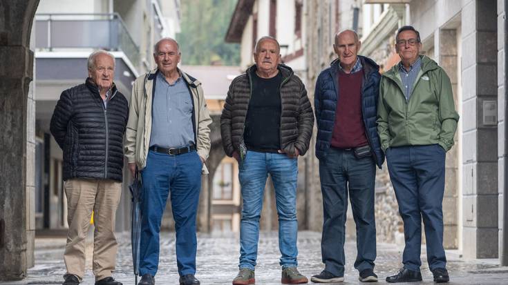 Aginte uztaia, herrietara bueltan