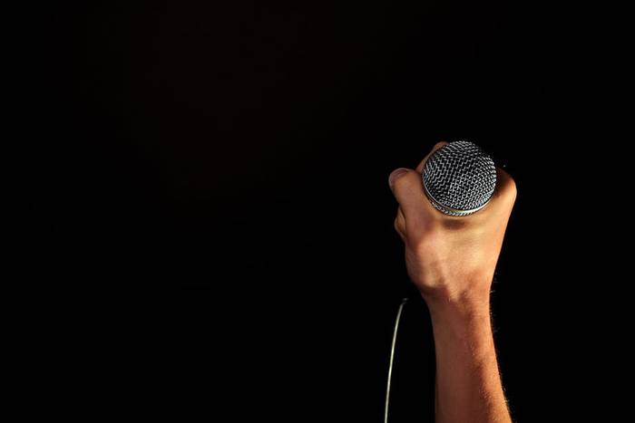 Azpeitiko Erniarraitz bertsozale elkarteak helduentzat bertso tailerra antolatu du