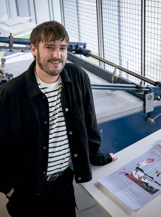Alots Arregi: "Oraindik ere jasotzen ditut kartelak kaletik"