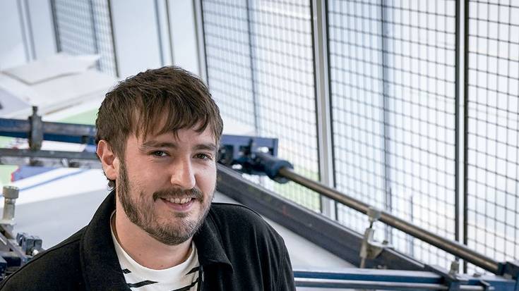 Alots Arregi: "Oraindik ere jasotzen ditut kartelak kaletik"