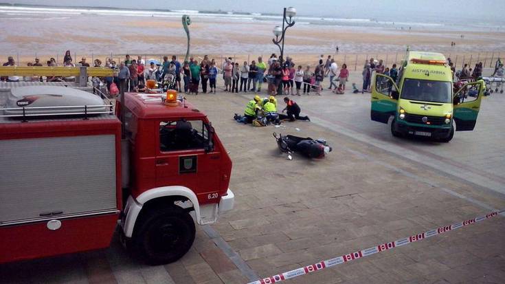 Istripu-simulazioa egin dute malekoian