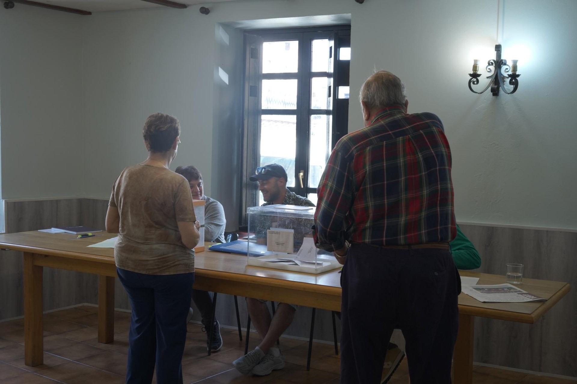 Udal bozetako arratsaldera arteko parte hartzeak ere behera egin du eskualdean