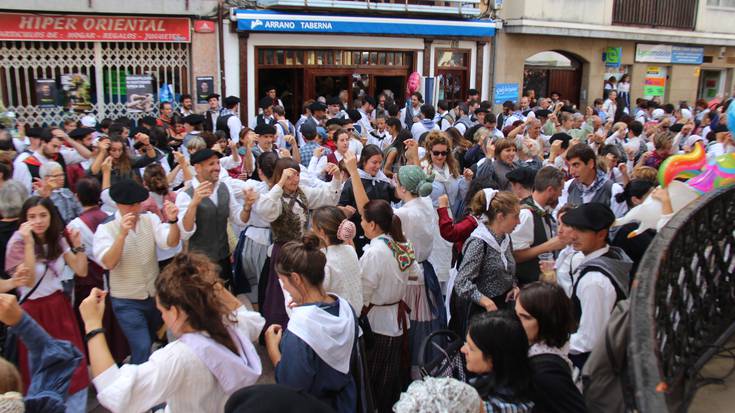 "Arriskua sor dezakeen" ekintza oro galarazi dute Euskal Jai Egunerako
