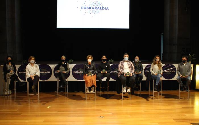 Euskara normalizatzeko lanean ari diren herriko zazpi enpresa eta erakunderi aitortza egin diete Euskaraldiaren barruan