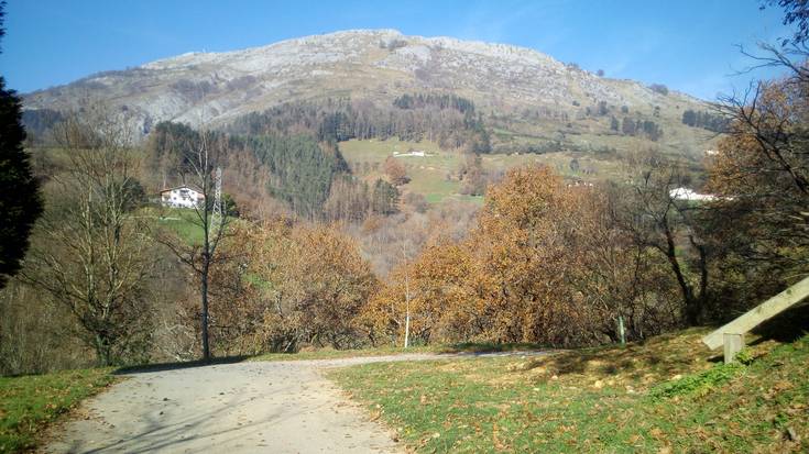 Izarraitzi dozena bat bertso