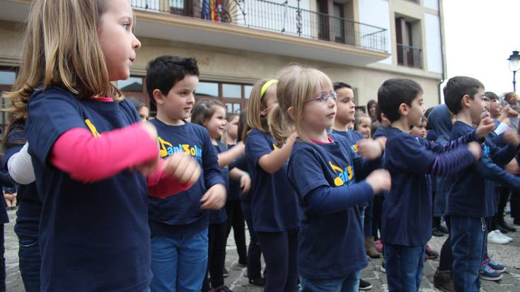 Danbolinfest, 30 urtez ikasitako musika ospatzen