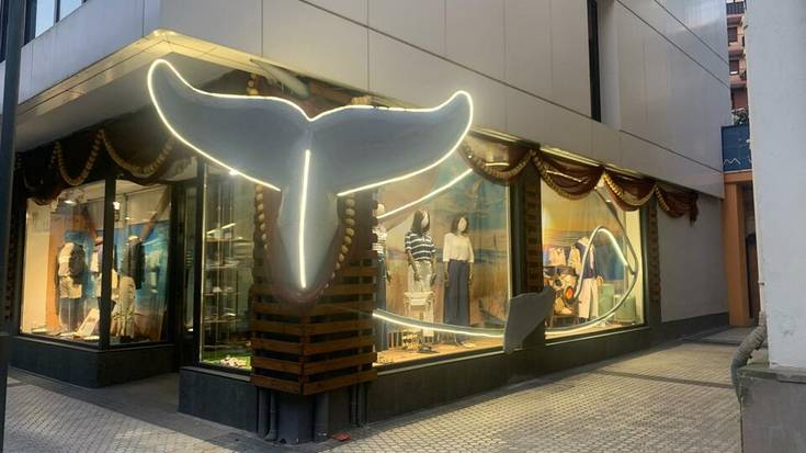 Sareak, kamisetak eta opilak Balearen Egunerako