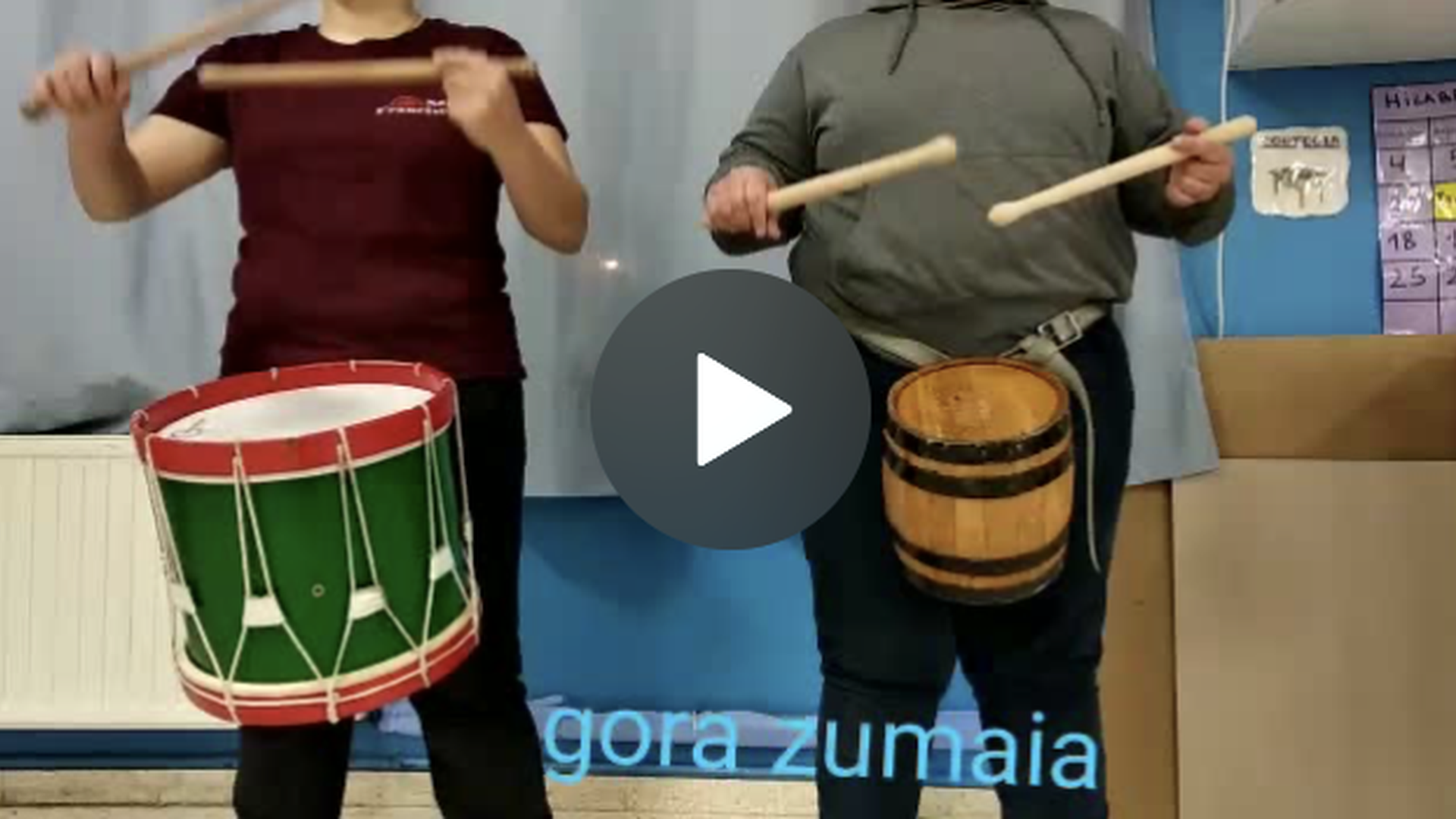 Danborrada berezirako entsegua: 'Gora Zumaia'