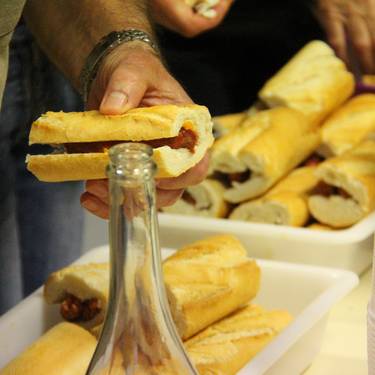 Haur jolasak eta txistorrada