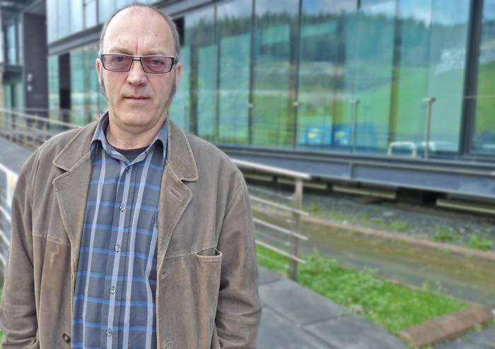Mikel Irizar: "Esanguratsua da alfabetatzean eta hedabideetan baliabideei eustea"