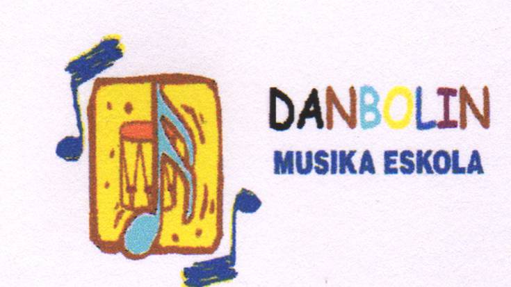 Danbolin Musika Eskolako entzunaldiak