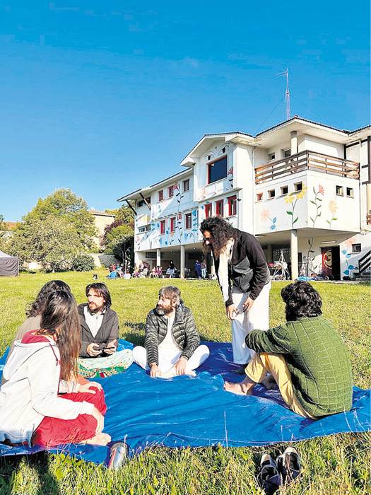 'Aro berria', begirada erreal bat barne munduetara