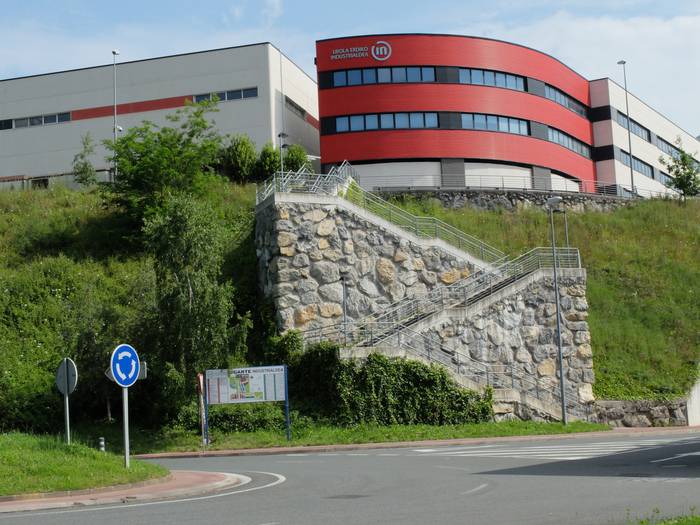 Euskaltel Fundazioak Azkoitiko Ugarte industrialdean kokatu du Gamegunea