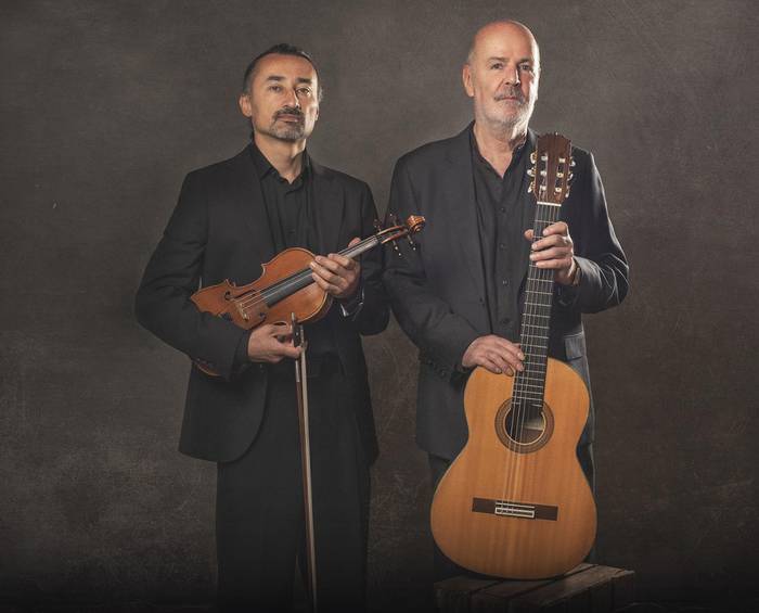 Gitarra eta biolin kontzertua eskainiko du bihar parrokian Duo Sahir taldeak