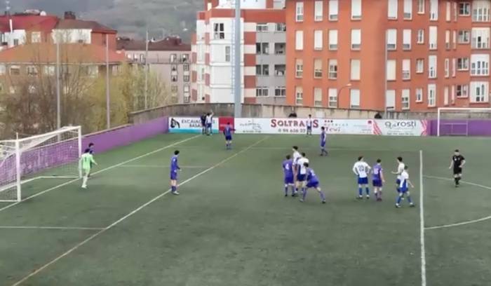 Hiru punturekin etxeratu da Lagun Onakeko gizonen talde nagusia