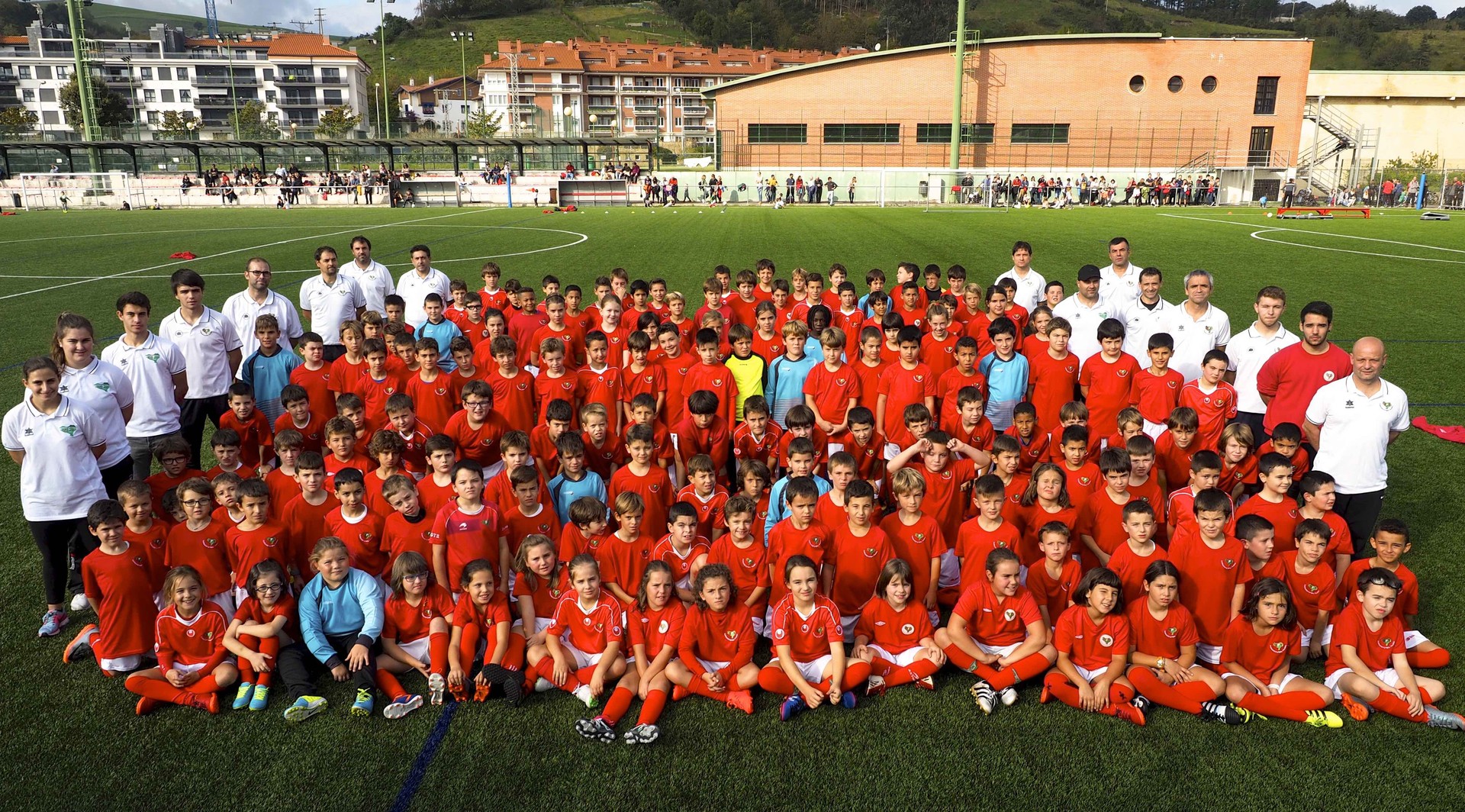 Zabalik dago Zumaiako Futbol Eskolan izena emateko epea