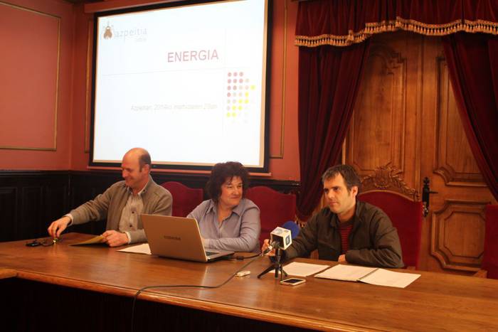 Energia aurrezteko asmoak eta orain arteko lorpenak aurkeztu ditu Azpeitiko Udalak